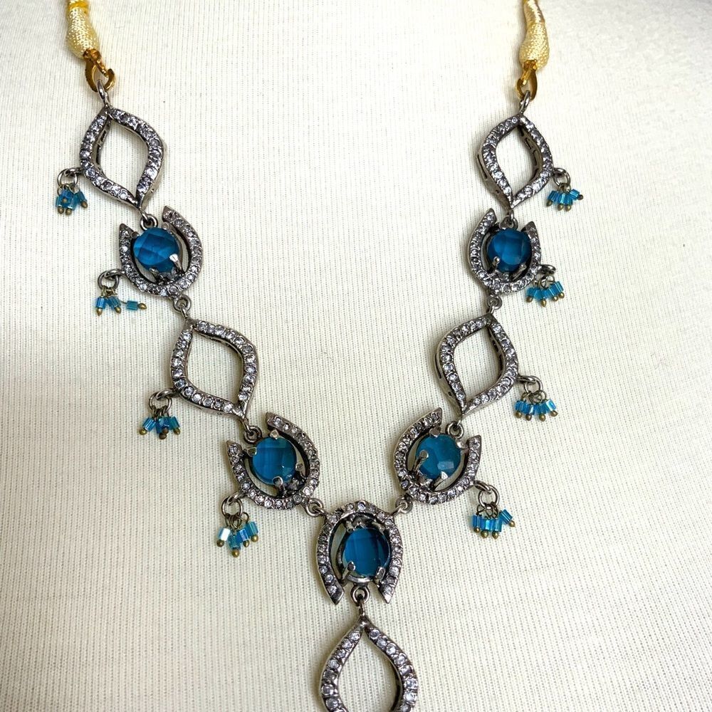 Rhinestone blue silver tone adjustable necklace - Picture 6 of 10